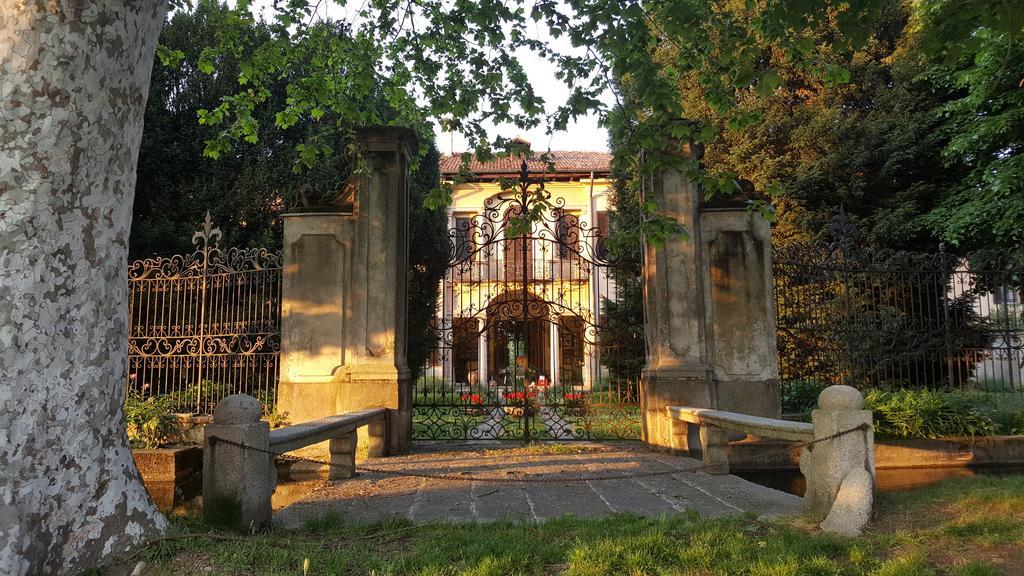 Borgo Archinto Apartment Robecco sul Naviglio Exterior photo